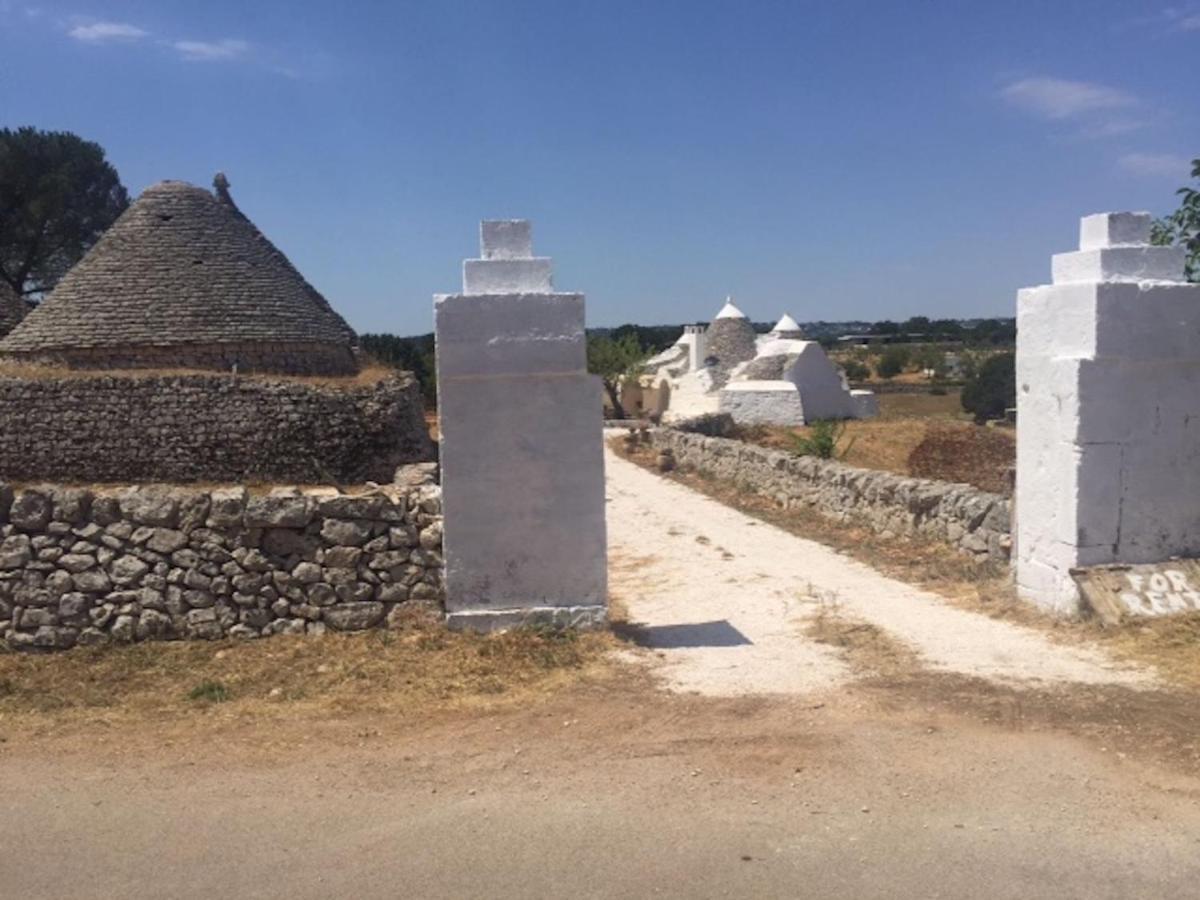 مبيت وإفطار أوستوني Borgo Trulli 1789 المظهر الخارجي الصورة