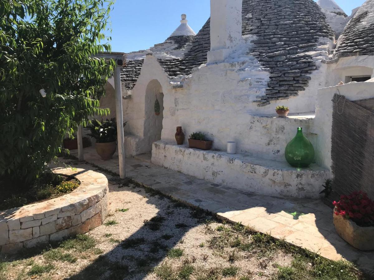 مبيت وإفطار أوستوني Borgo Trulli 1789 المظهر الخارجي الصورة